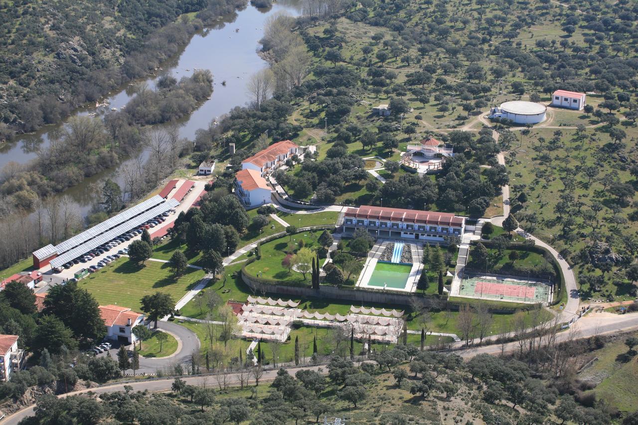 Balneario De Ledesma Hotel Vega de Tirados Eksteriør billede
