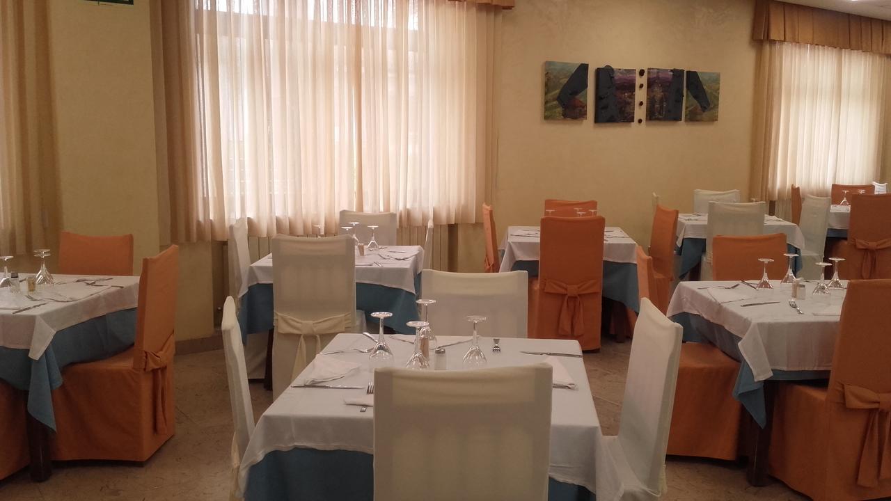 Balneario De Ledesma Hotel Vega de Tirados Eksteriør billede