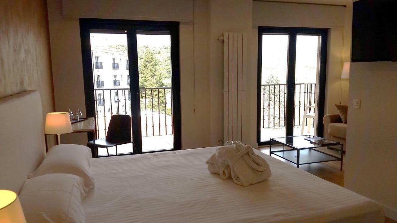 Balneario De Ledesma Hotel Vega de Tirados Eksteriør billede